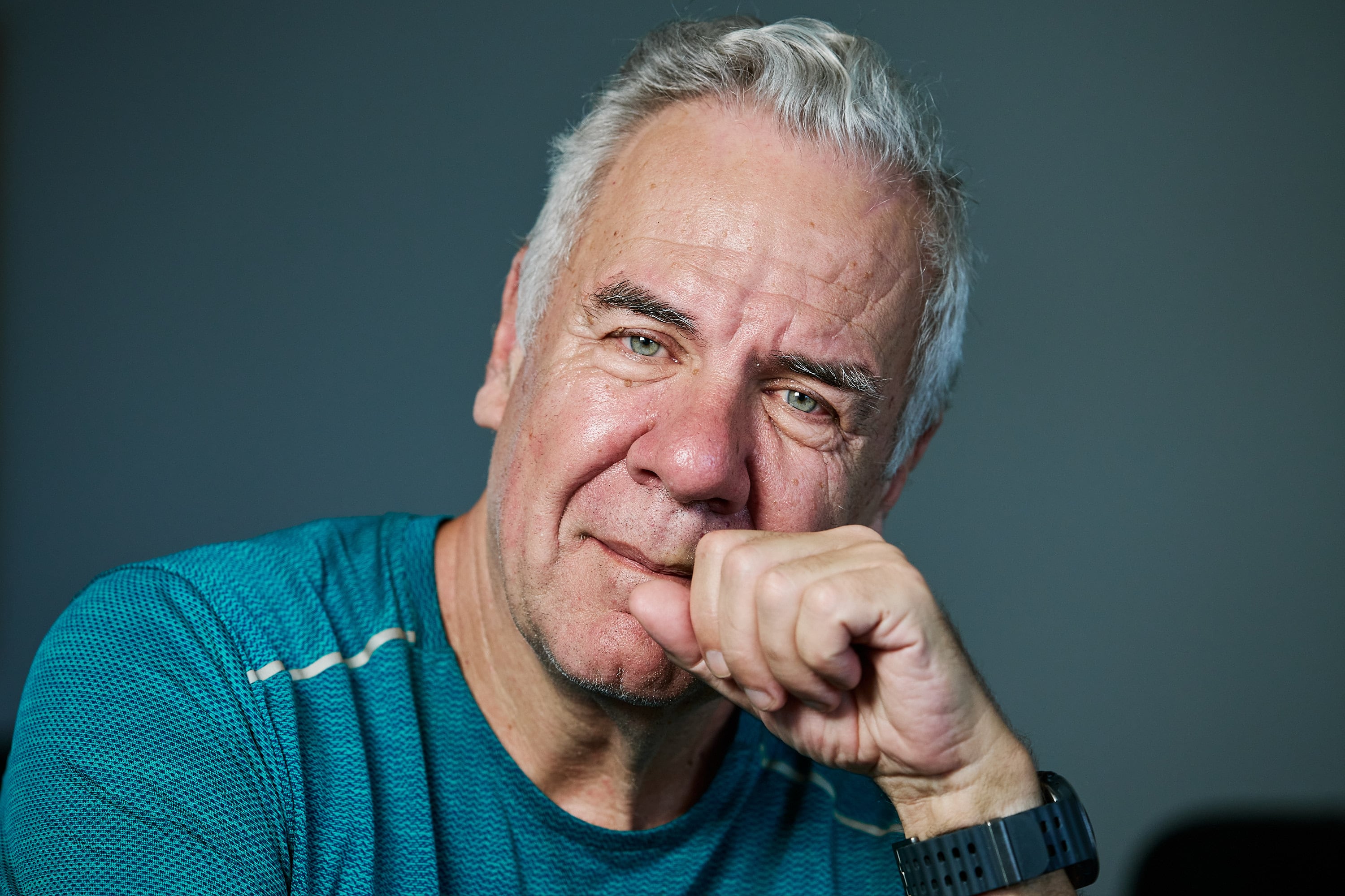 Esteban Mirol: por qué se alejó de los noticieros, su mala experiencia en MasterChef Celebrity y lo que no negocia a sus 71 años