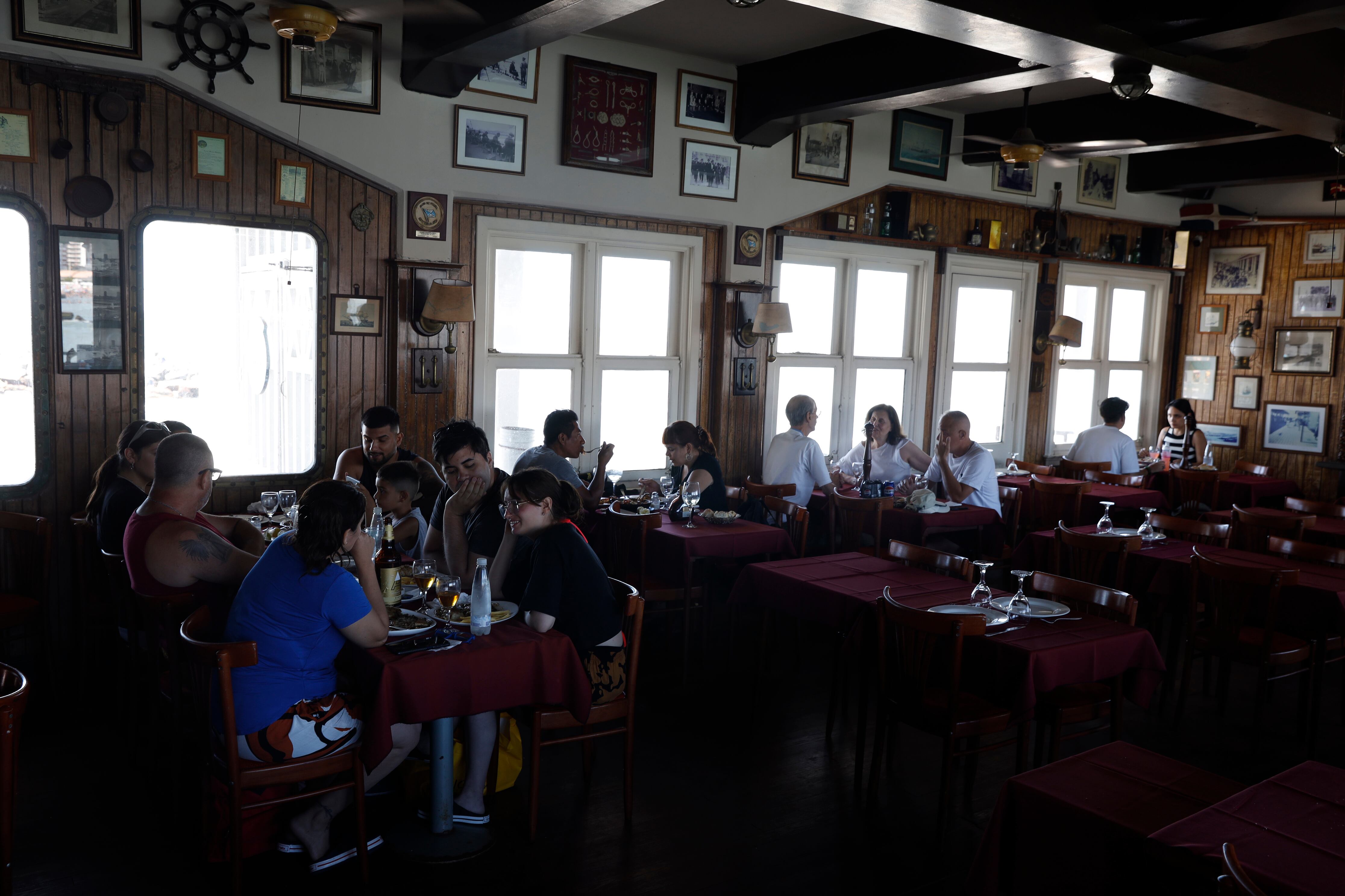 El restaurante del club