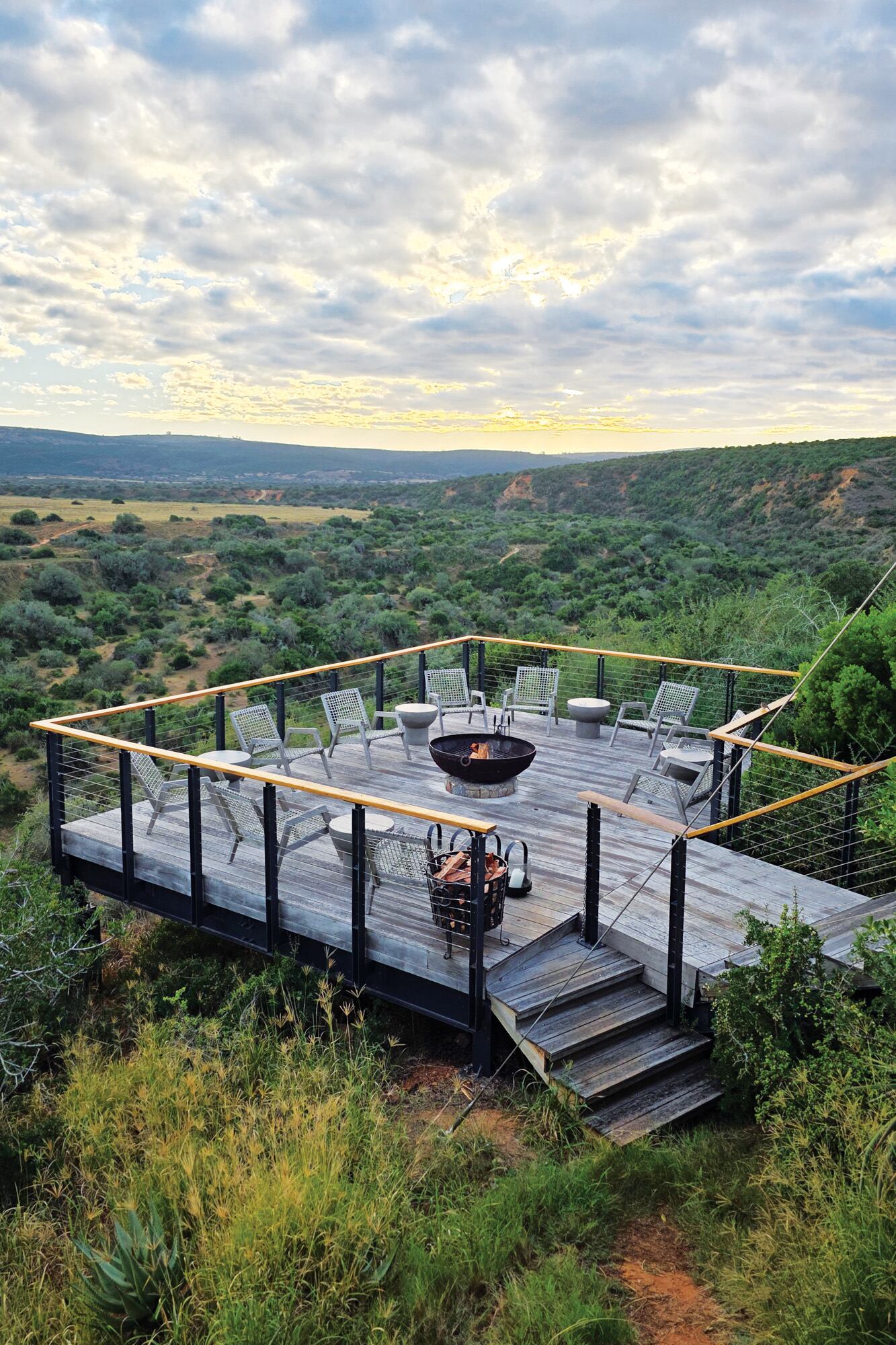 Uno de los decks del
lodge, para disfrutar del
atardecer sudafricano.