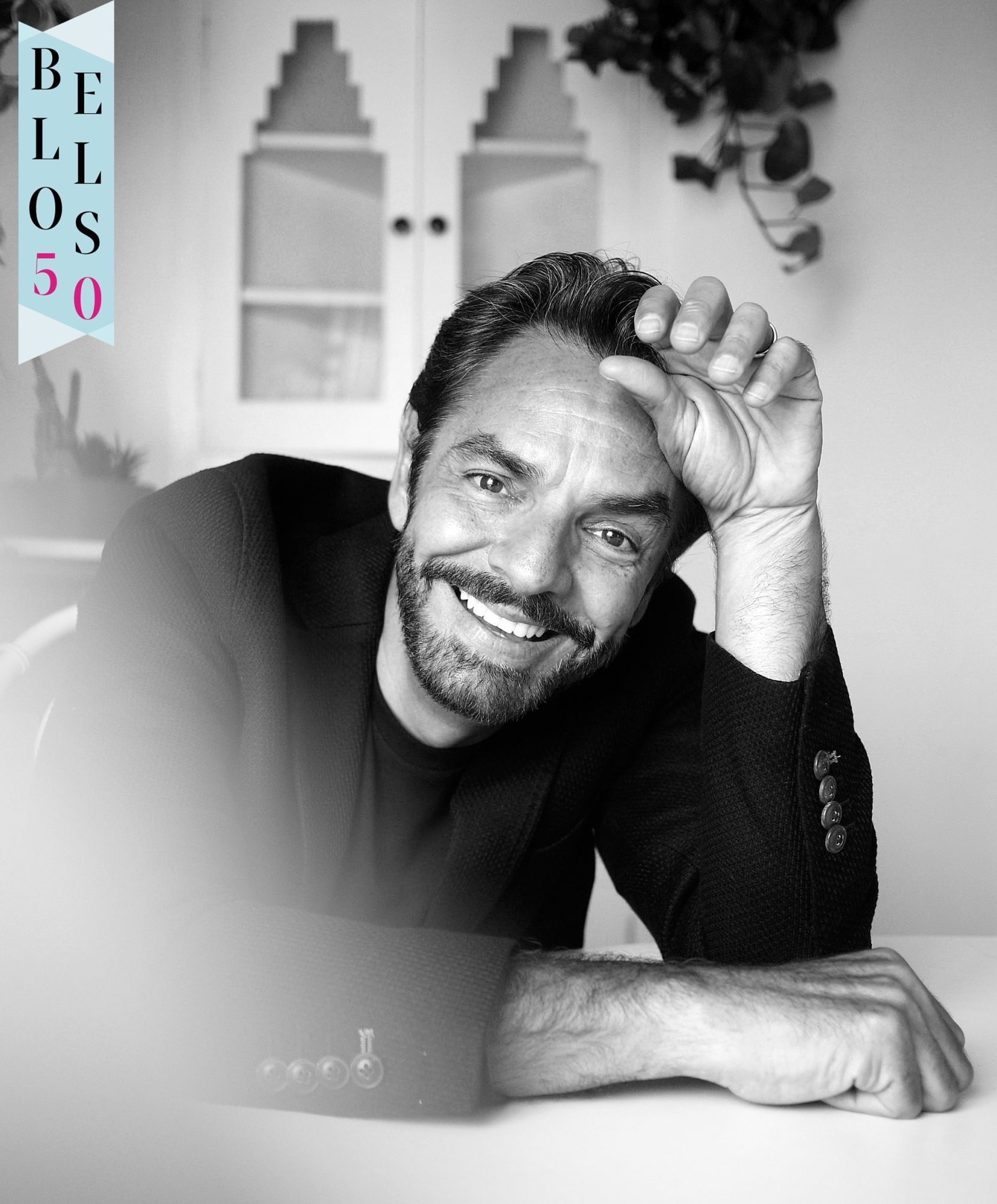 Eugenio Derbez lleva más de una década en Los Ángeles, pero ahora explora la posibilidad de comenzar una nueva etapa personal y profesional en Madrid