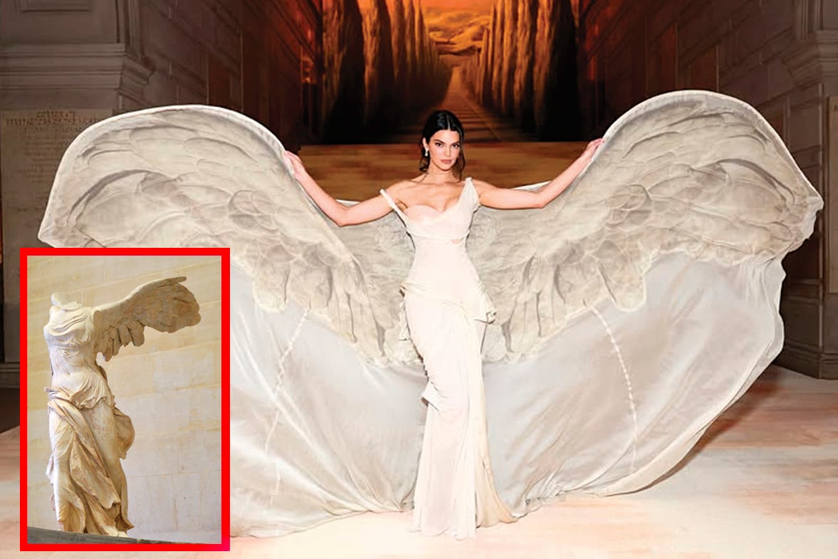 Kendall Jenner confió en Zac Posen para que le
confeccionara un look de GapStudio inspirado
en la Victoria Alada de Samotracia, la estatua
griega del siglo II de la diosa de la victoria que da la bienvenida en el Louvre. “Imprimimos su cuerpo en 3D e hicimos un maniquí y un busto de ella que es el corset que hay debajo”, explicó Pozen