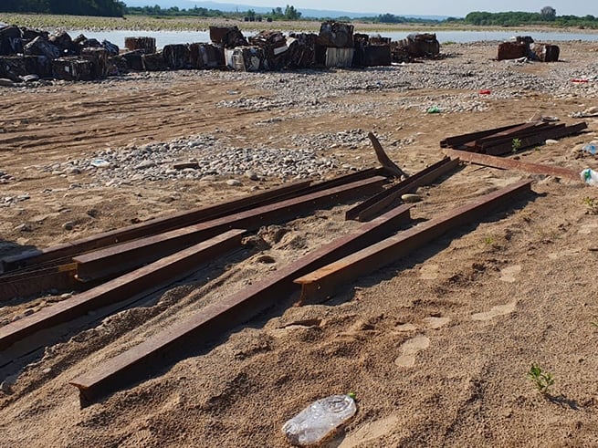 Robaban rieles del Belgrano Cargas y los enviaban a Bolivia: condenan al hijo de un exintendente y su padre espera el juicio