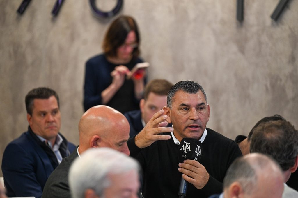 En la reunión de Comité Ejecutivo de la AFA toma la palabra Mario Leito (Atlético Tucumán)