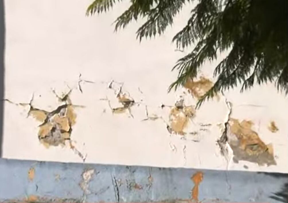 Graves problemas edilicios en la escuela de Quilmes