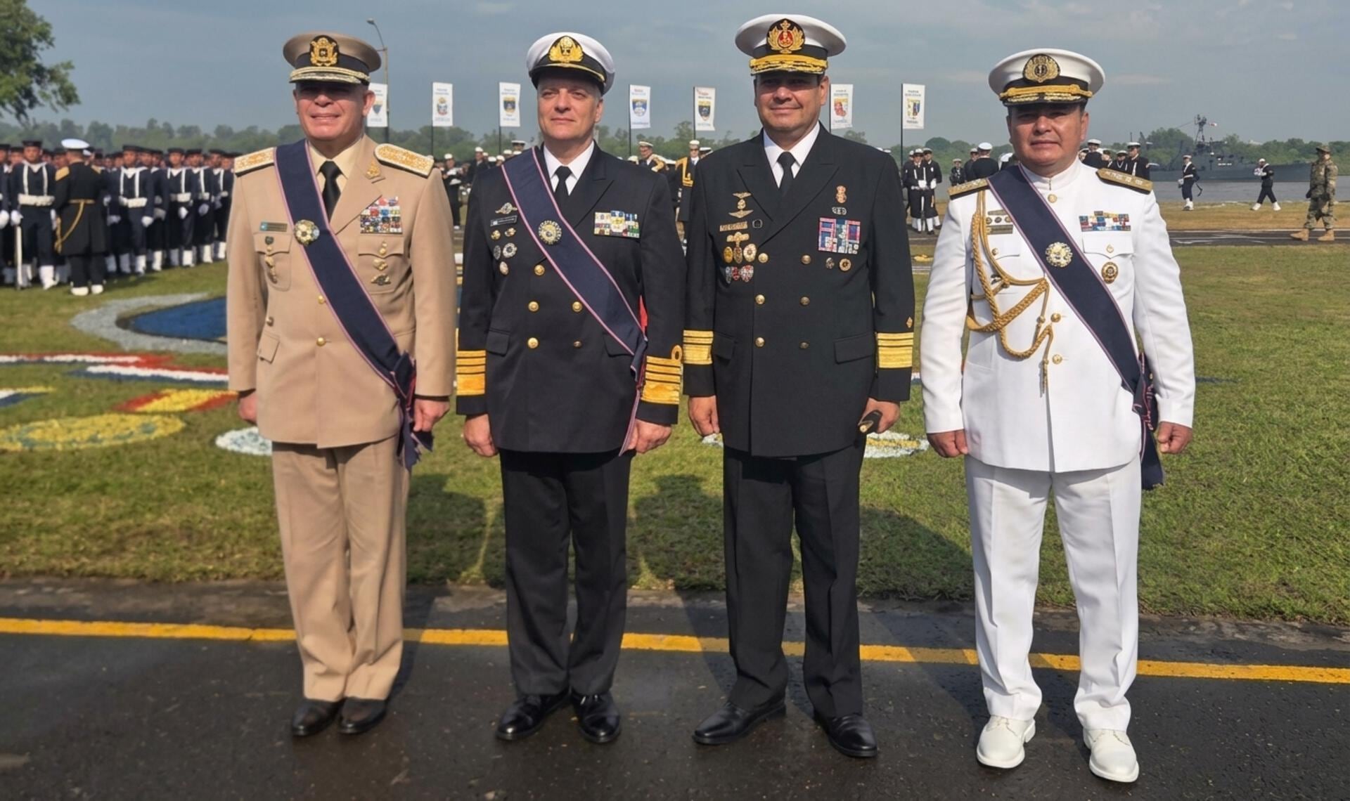 Actividad oficial del jefe de la Armada Argentina, almirante Juan Carlos Romay, en su visita a Paraguay
