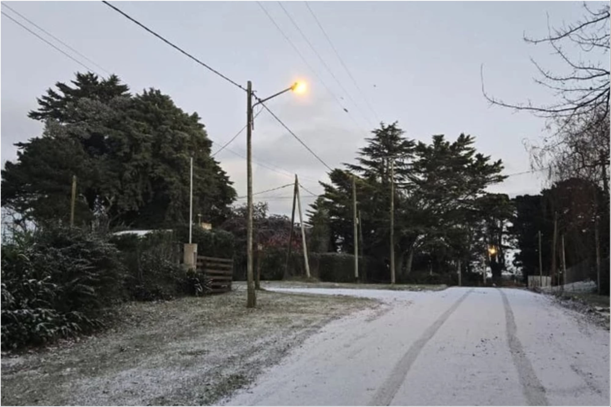 ¡Nieve en Mar del Plata!: las fotos y videos que subieron los usuarios en las redes ante la nevada en la ciudad balnearia