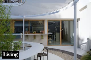 Con una entrada nueva y discreta, una antigua casa mutó en restaurante a puertas cerradas