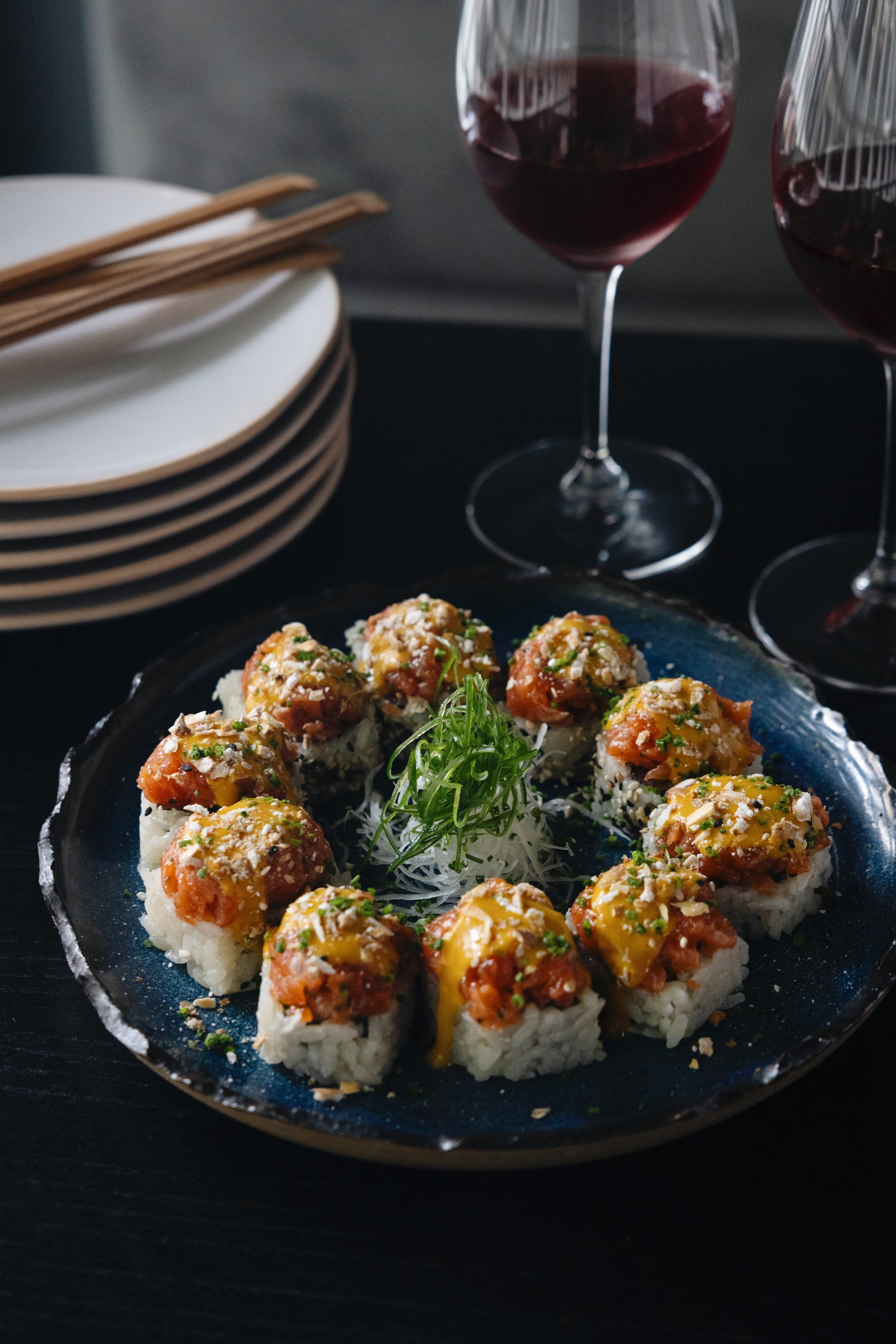 Día Internacional del Sushi: 9 lugares para comer versiones de un plato que adoptamos como propio 20 Roll Magno en Sombra Sushi