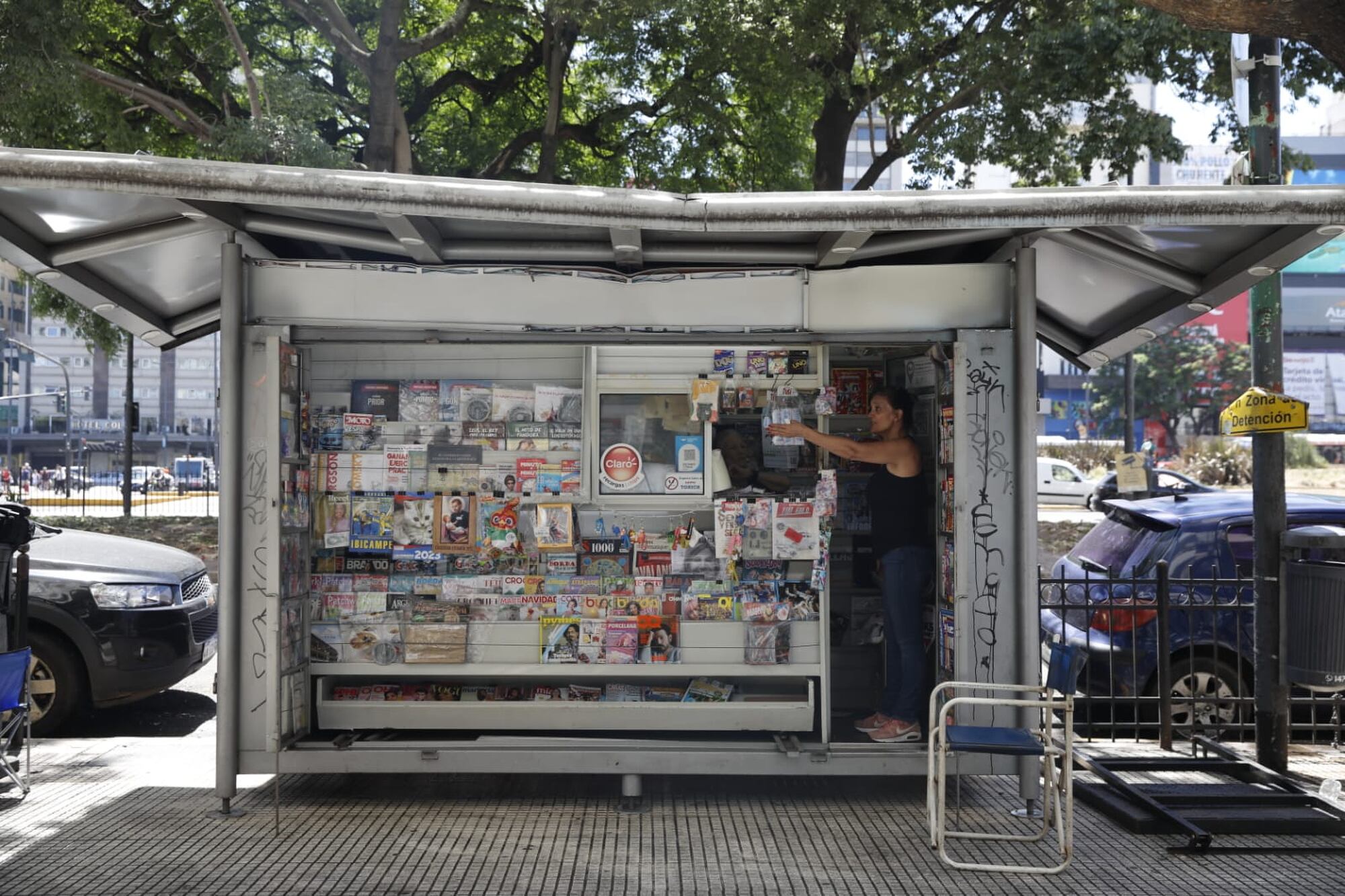 Los kioscos de diarios diversifican su oferta de productos