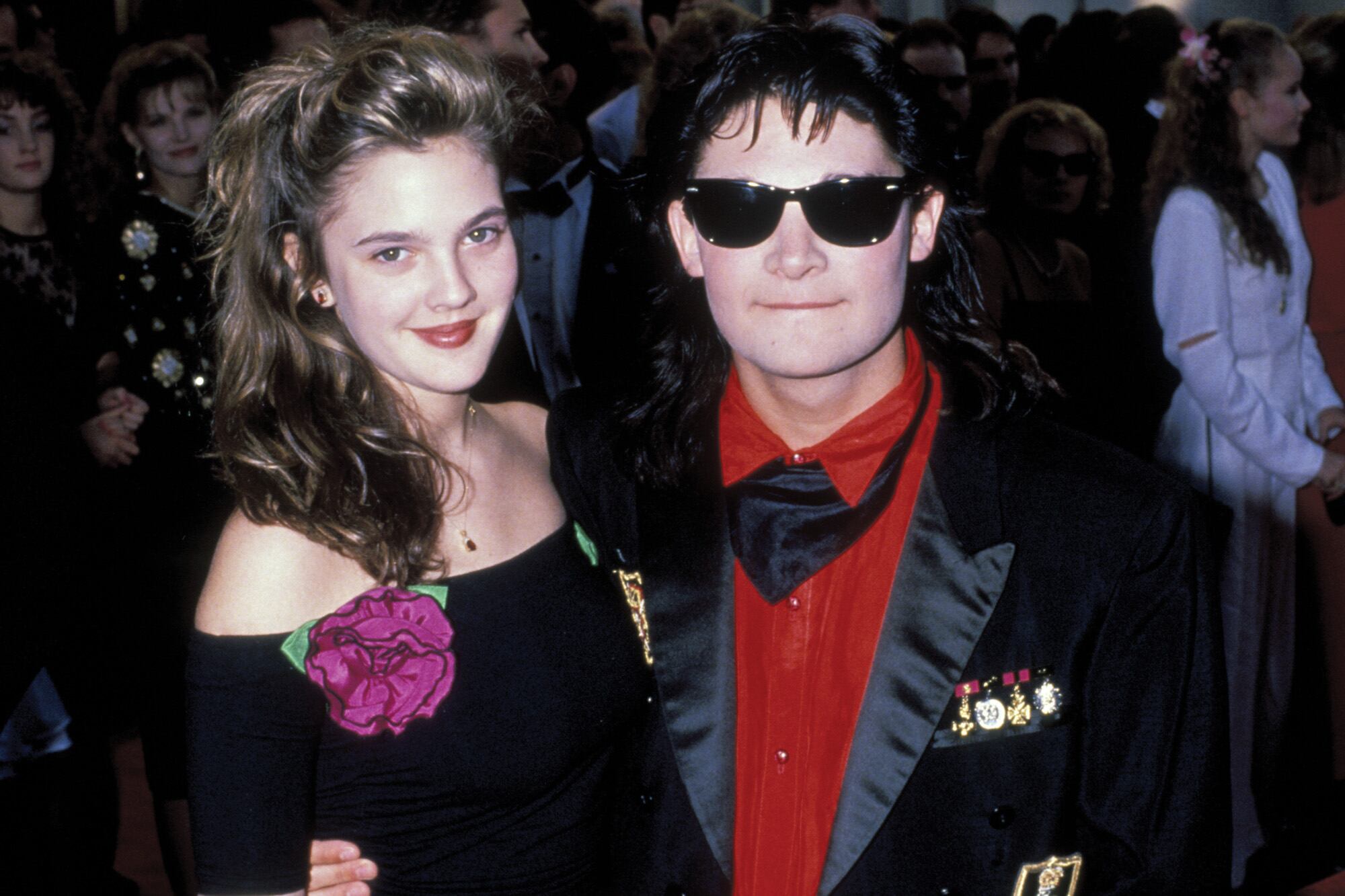 1989. Un amor adolescente: Drew y Corey Feldman –fue una estrella juvenil en los 80– en el Shrine Auditorium, en Los Angeles