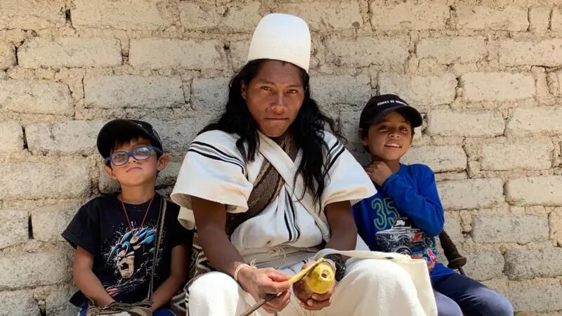 Para los padres de los niños, uno de los mayores valores del viaje es el contacto que tienen con sus hijos con distintas etnias indígenas
