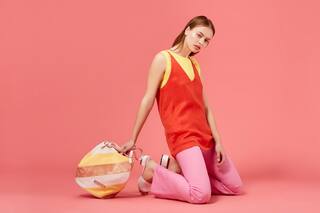 Moda Crayola: looks con colores plenos y fuertes
