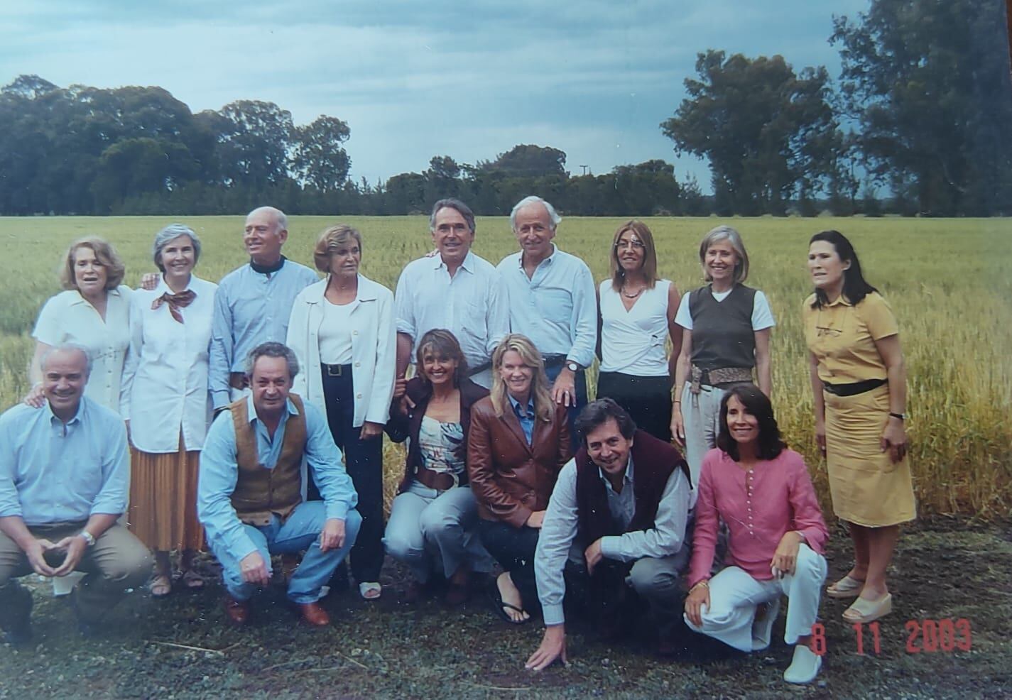Los primos Soldati, Láinez y Cahen d' Anvers (con Mónica, en la izquierda) en La Elina