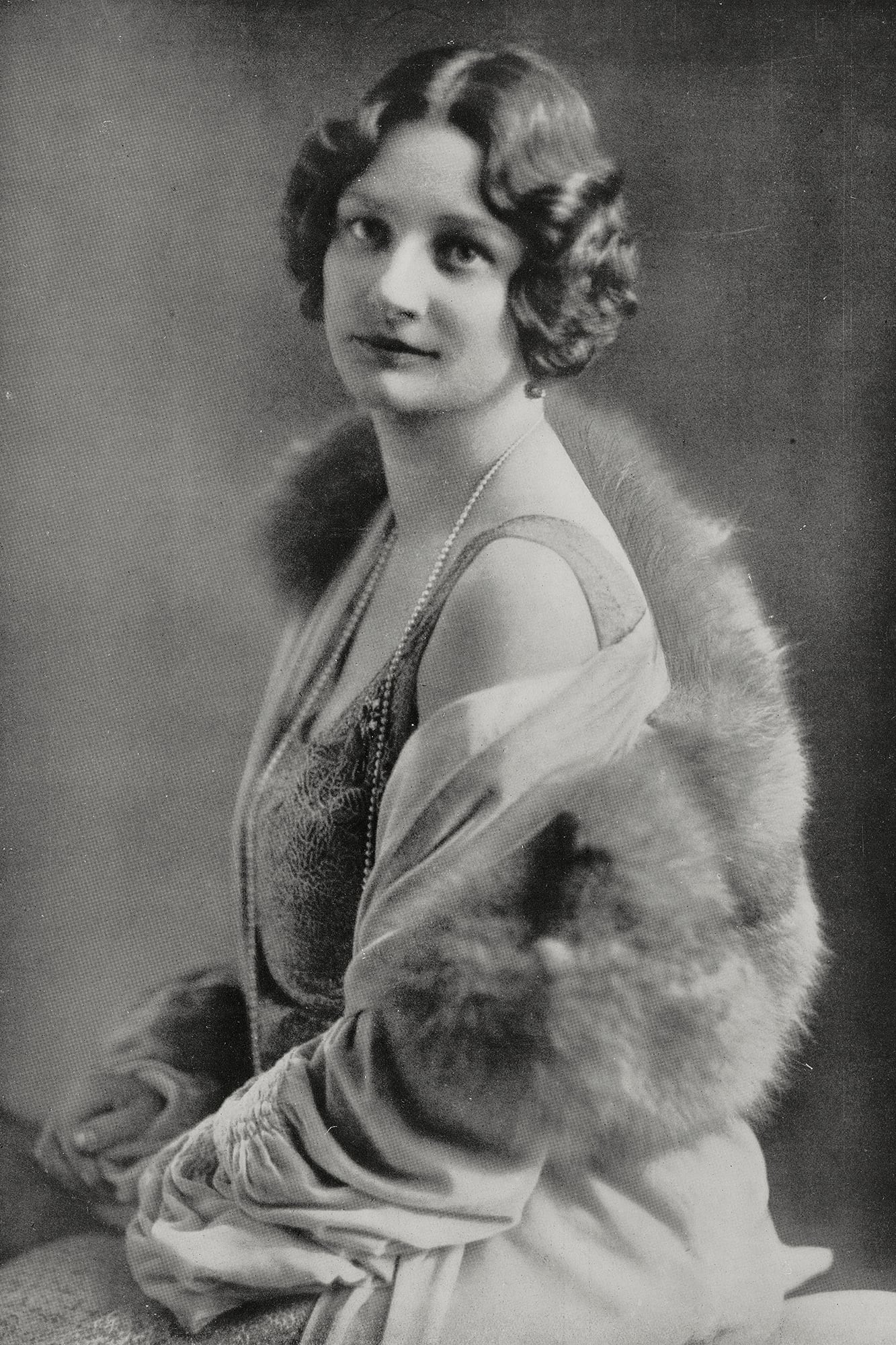 Seis años después de la muerte de la reina Astrid, el rey Leopoldo III volvió a casarse y tuvo tres hijos