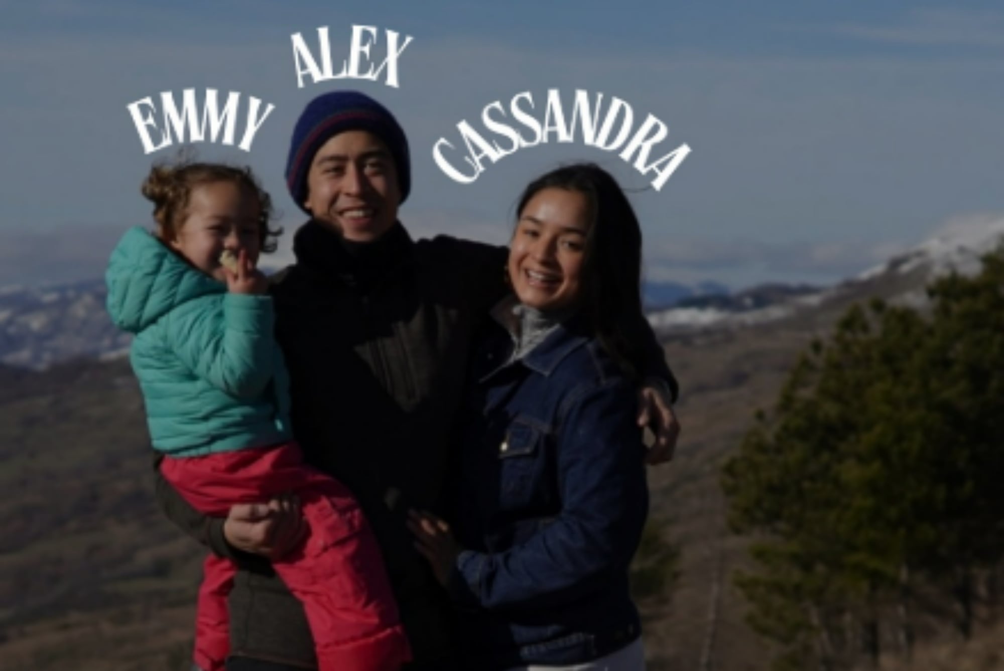 La familia vive en un pequeño pueblo de Italia, a unas tres horas de Roma