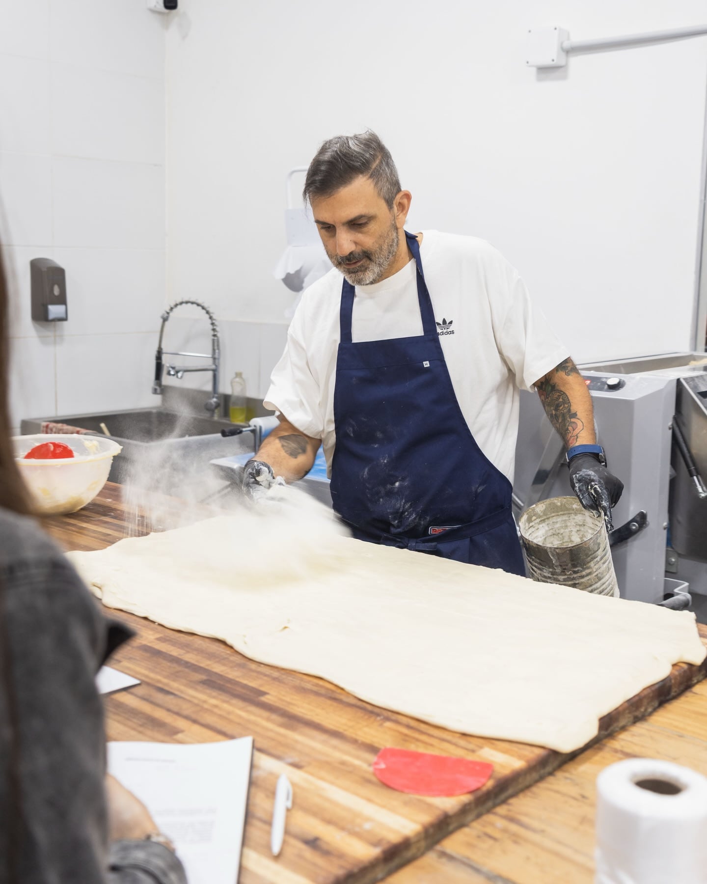 Juan se hizo conocido después de participar en gran cantidad de programas de cocina