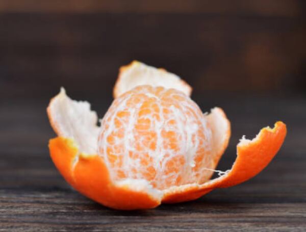 La cáscara de mandarina suele desecharse, pero contiene múltiples beneficios para la salud.