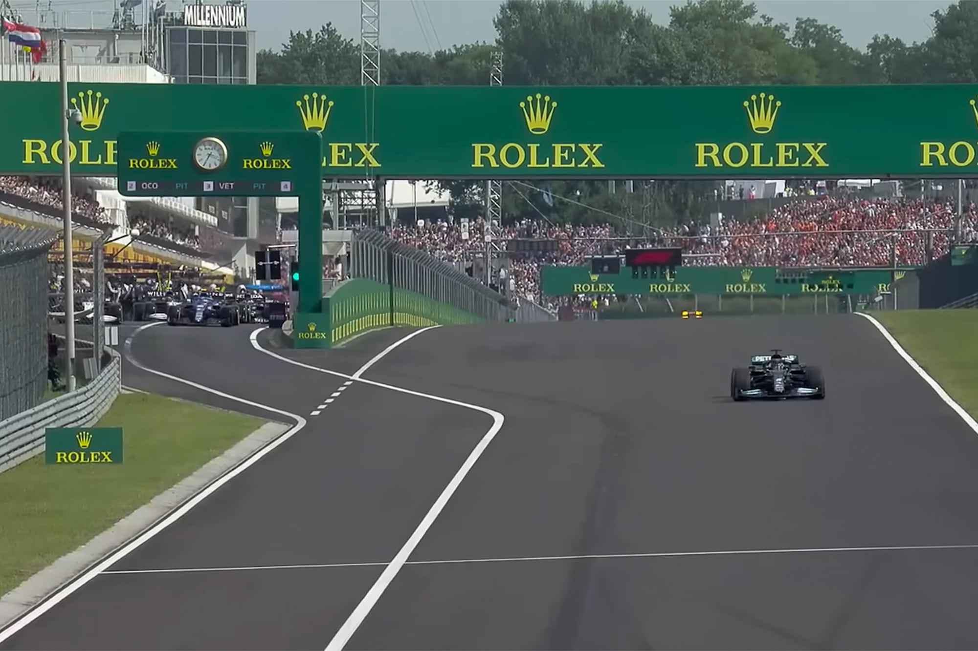 La Fórmula 1 y una imagen insólita en Hungaroring: a cinco años de la vez que Hamilton largó... solo