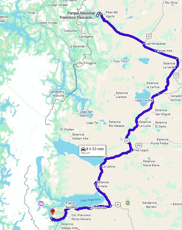 Según google maps, 562 km separan el PN Perito Moreno del PN Francisco Pascacio Moreno. Esa es la distancia que deben hacer quienes llegan equivocados al primer parque buscando ver el célebre glaciar homónimo.