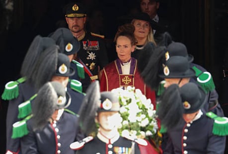 Sunnina Glyver copresidió la misa en la ceremonia por el fallecimiento del rey Harald (Foto: Getty Images)