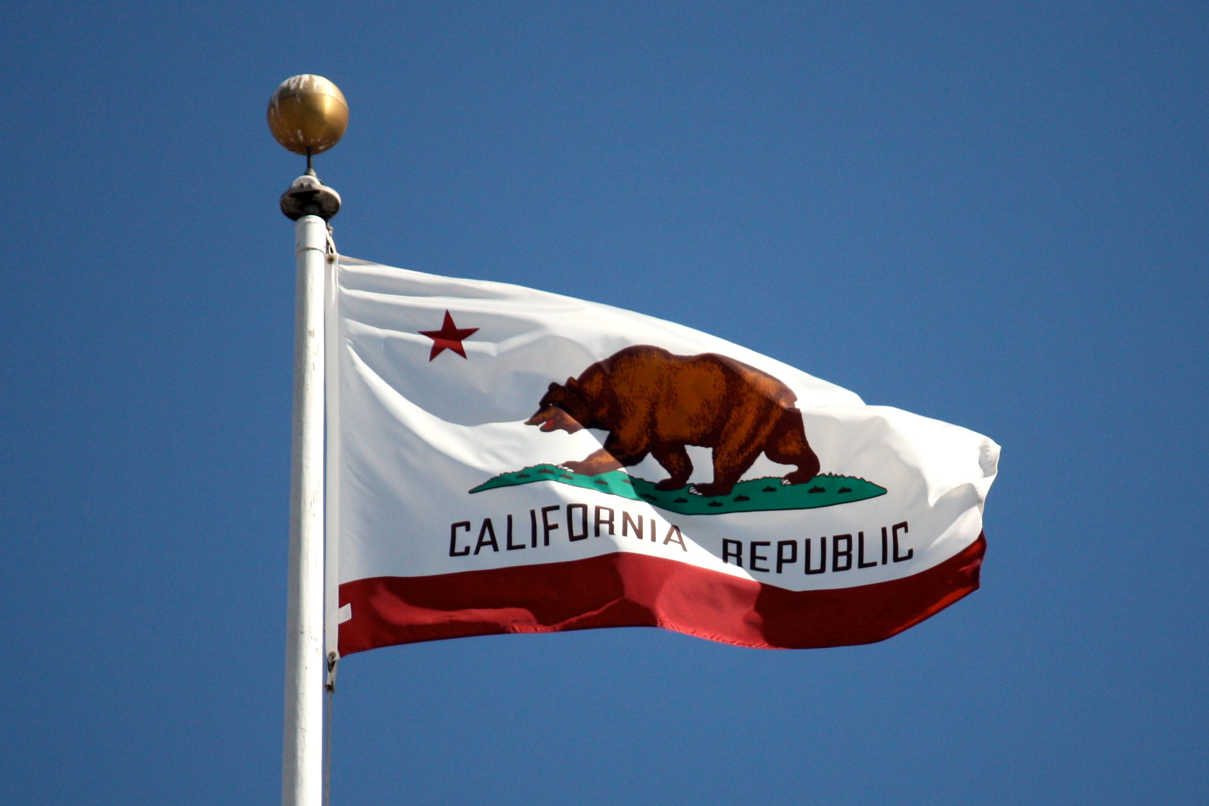 Se estima que viven más de 16 millones de latinos en California