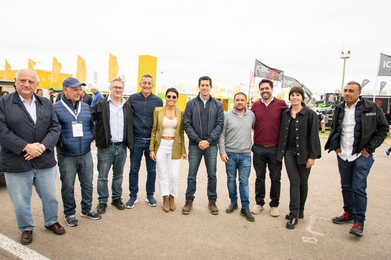 Los dirigentes camporistas Mayra Mendoza, Eduardo de Pedro, Waldemar Giordano e Iván Villagrán, entre otros, visitaron Expoagro en 2025