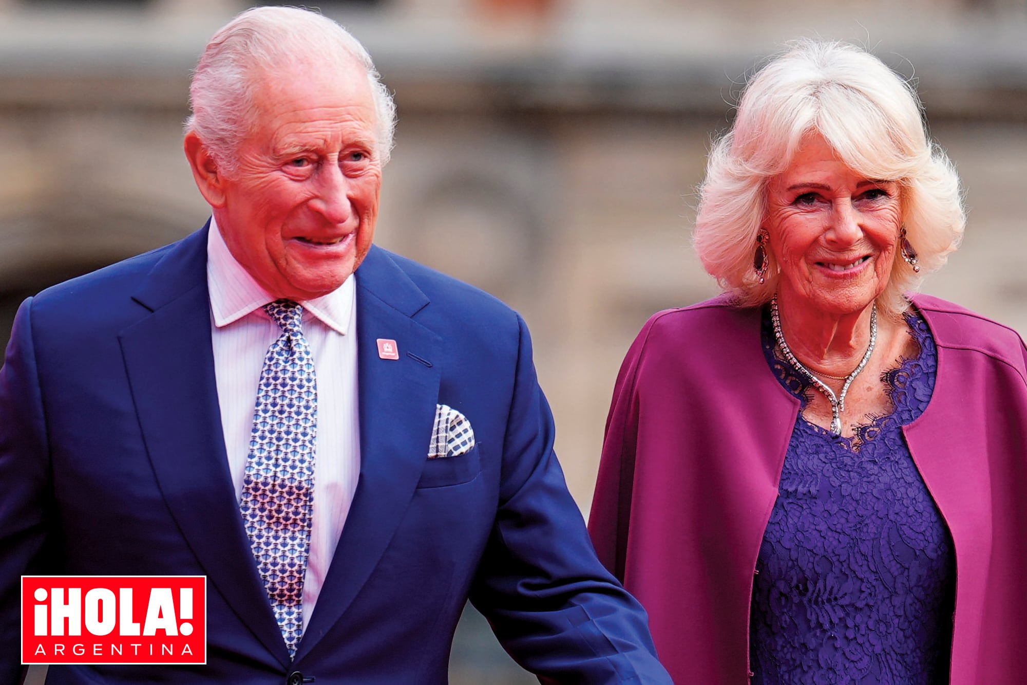 Eclipsados: Qué pareja de famosos les robó el protagonismo a los reyes Carlos y Camilla en una gala en Londres