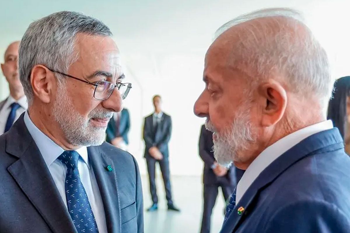 Lula se reunió con el embajador de Brasil en la Argentina y demora su regreso para “evaluar” la relación