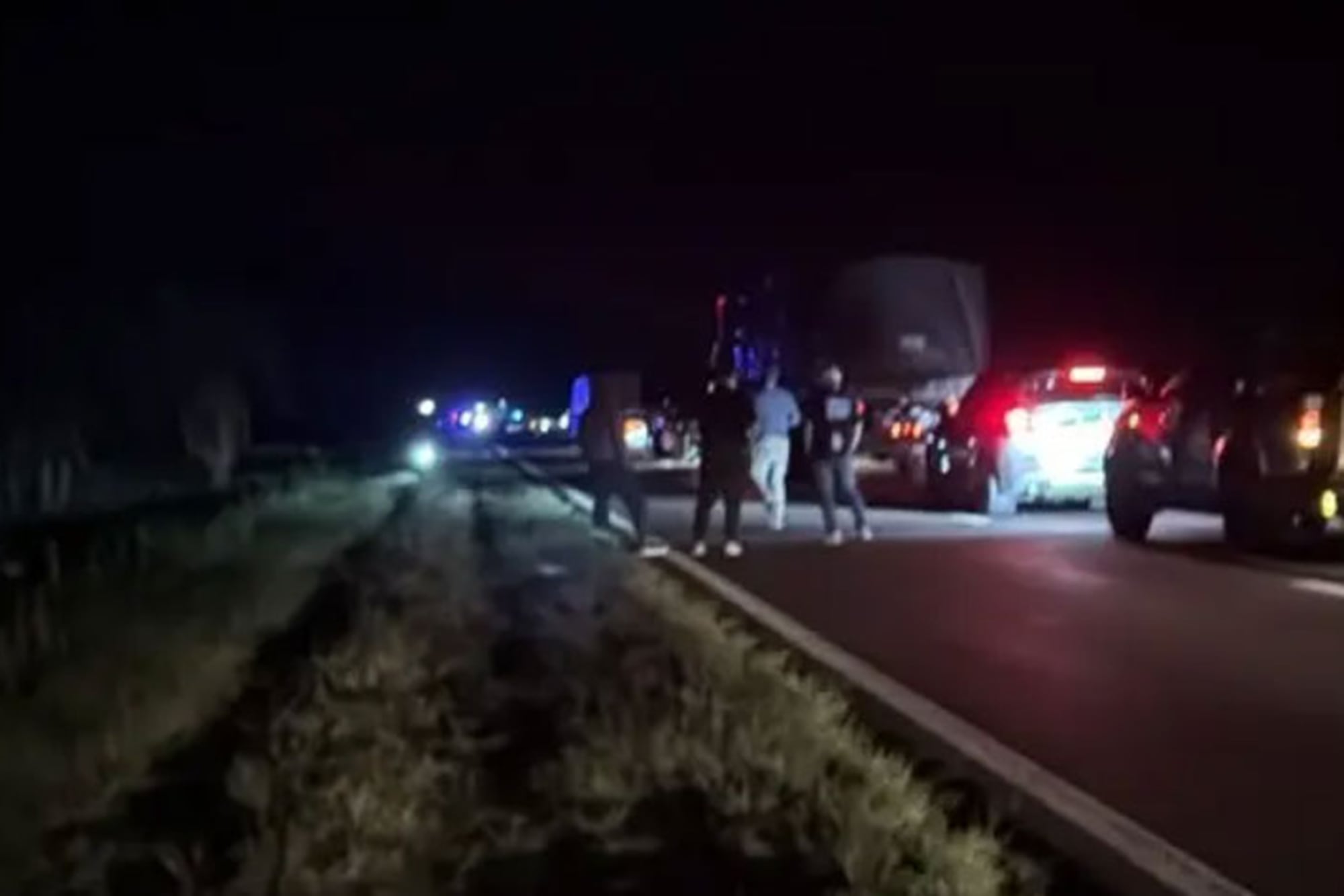 Tragedia en la ruta: una joven pareja y su bebé murieron cuando la moto en la que viajaban chocó contra una camioneta