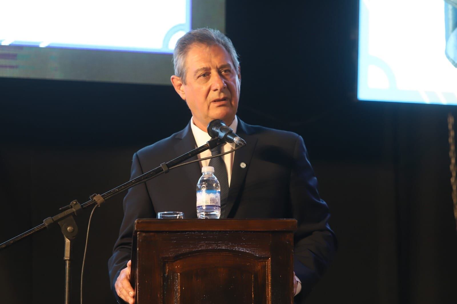 Omar Félix, intendente de San Rafael, se bajó de la lista