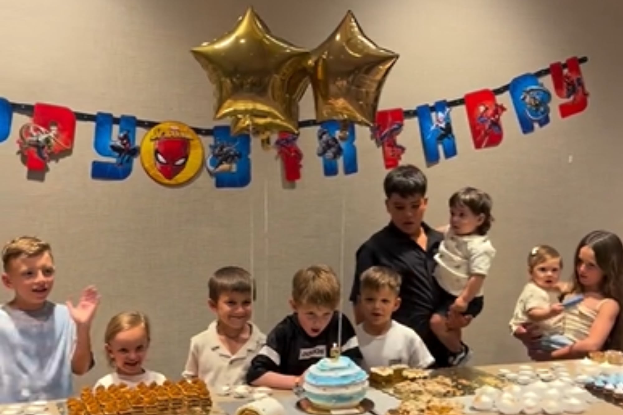 Bautista, el hijo de Rodrigo De Paul, cumplió cinco años y lo celebró en Atlanta en la previa de la semifinal