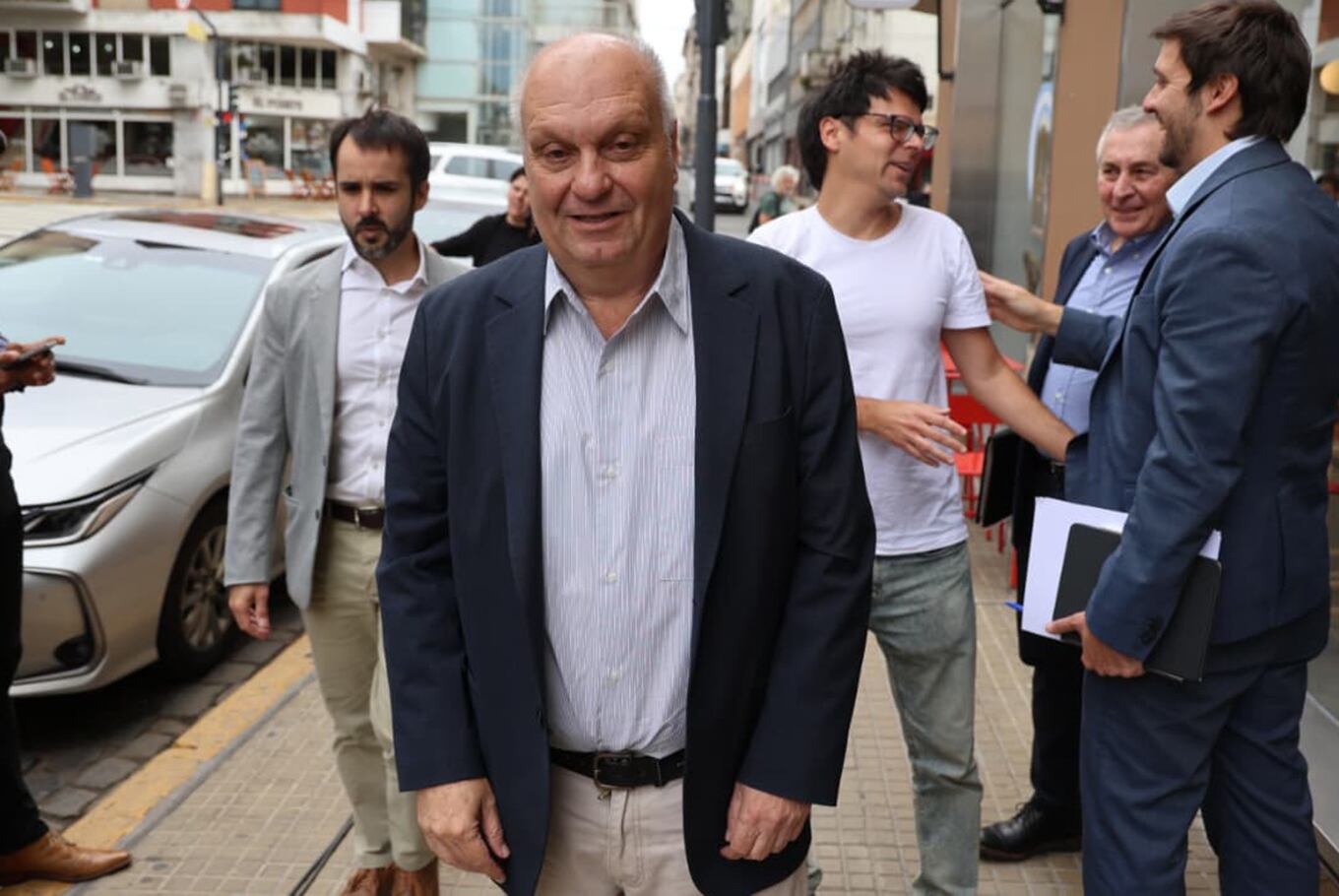 Hernán Lombardi, al ingresar en la reunión de Pro