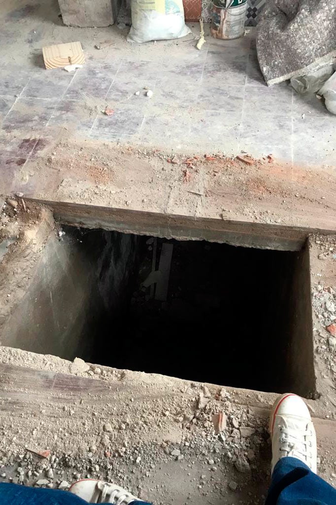 El agujero por donde se accedía al sótano de la