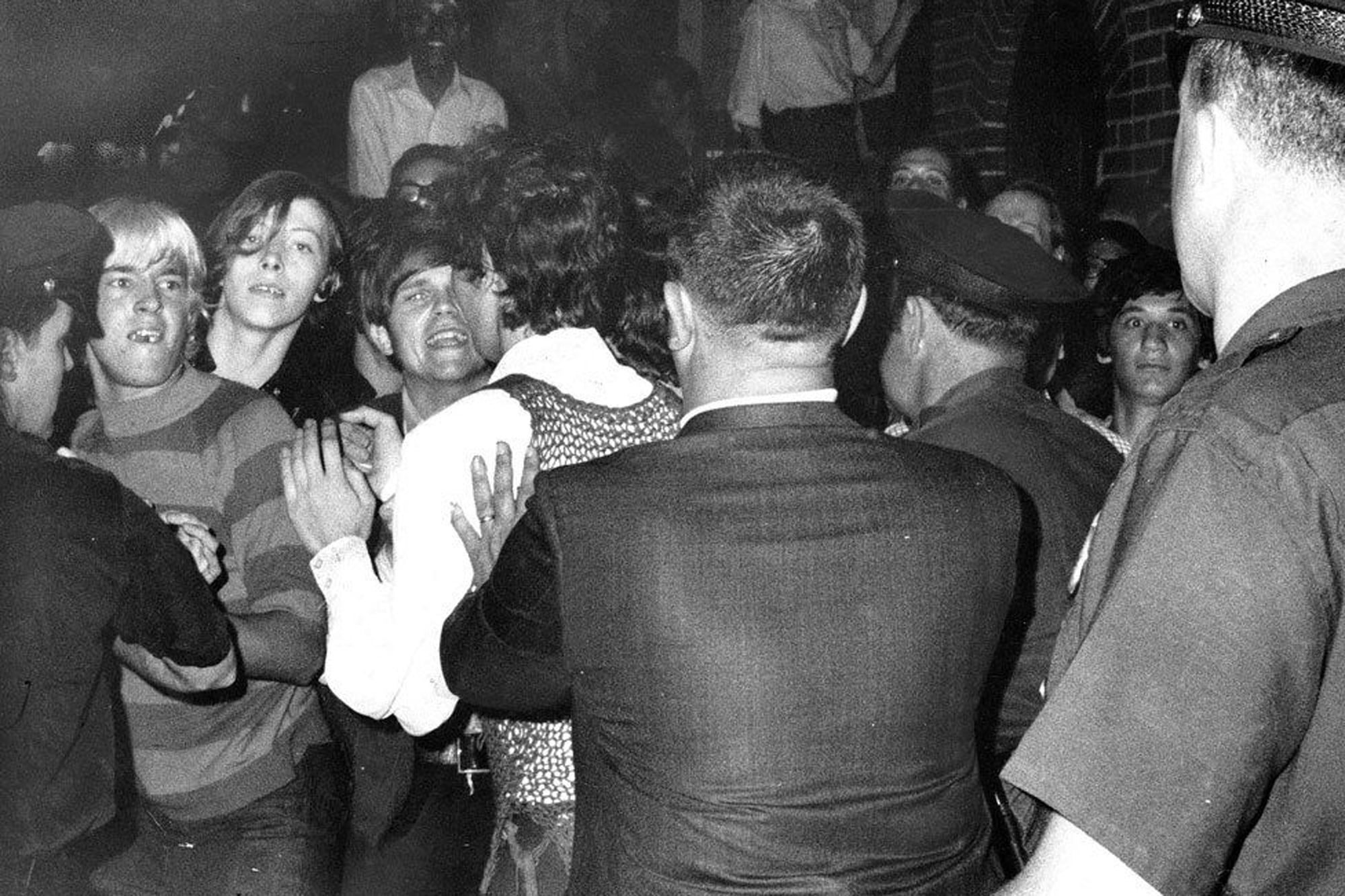 Día del Orgullo LGBT: ¿qué significa la sigla y por qué se celebra este 28 de junio?