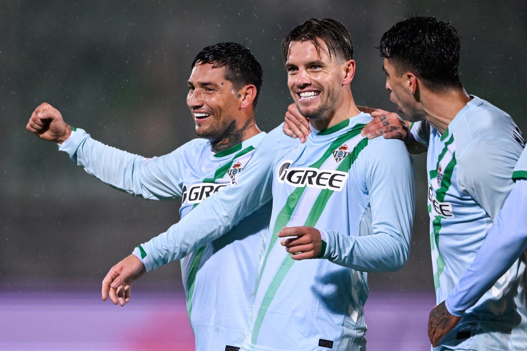 Su etapa en Betis fue de mayor a menor: en la temporada pasada le costó encontrar continuidad y ahora volvió a comenzar con problemas físicos