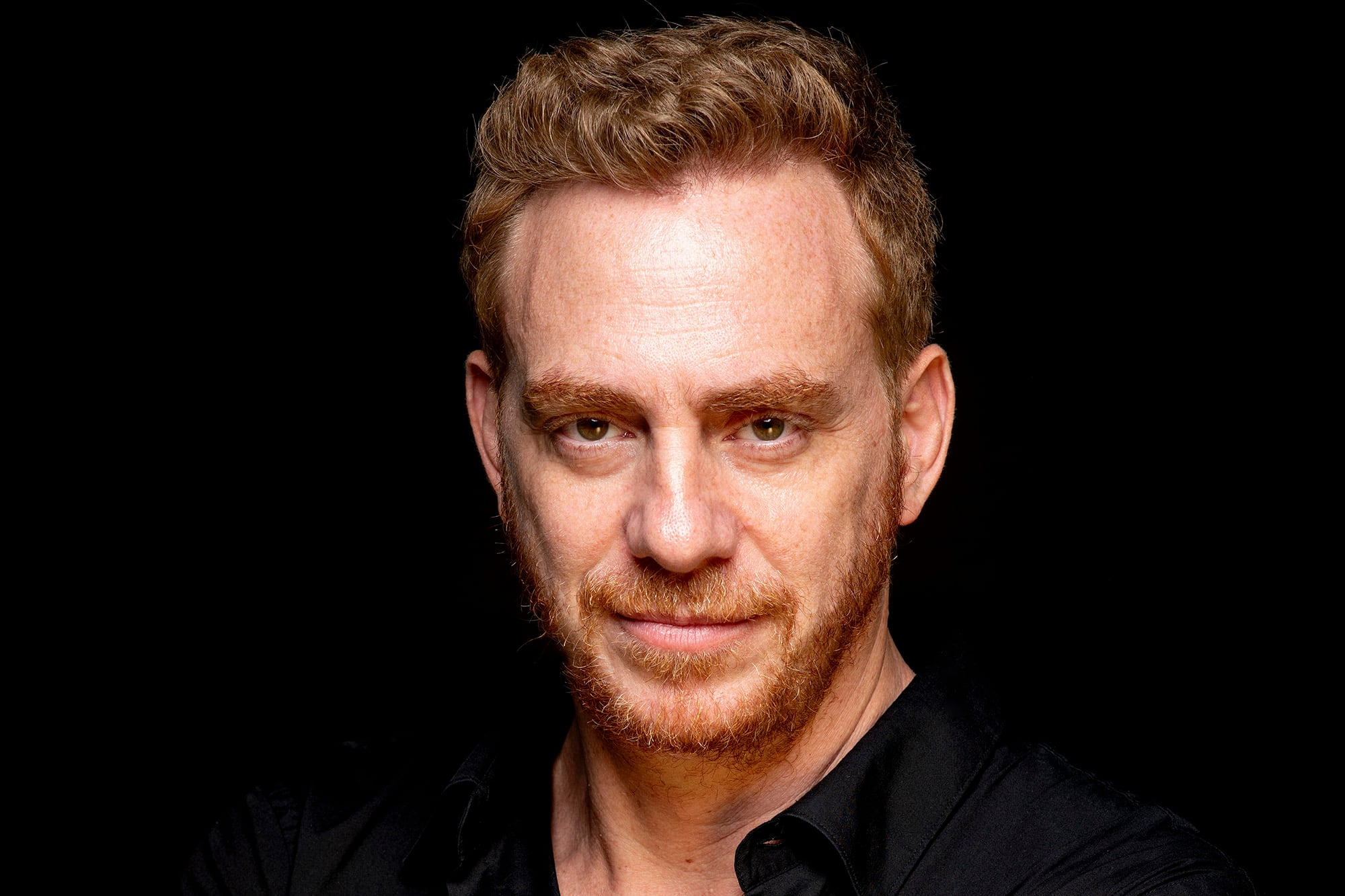 El director y dramaturgo expuso en duros términos una situación que afecta al entramado de las salas alternativas