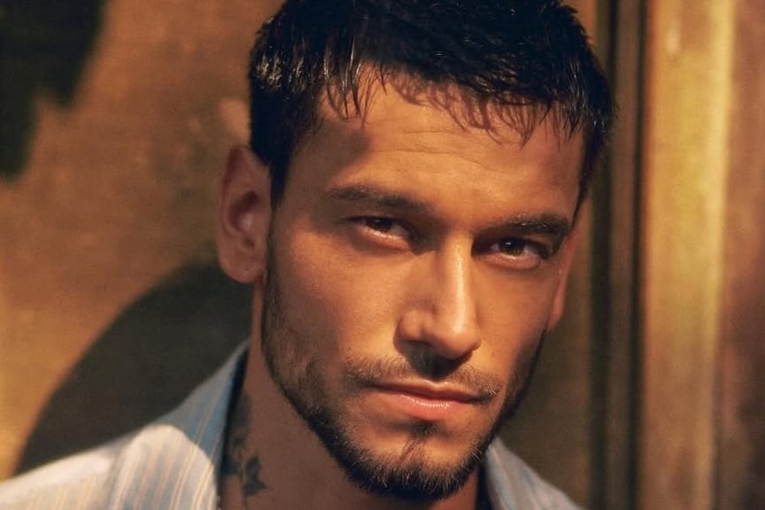 Agustín Bernasconi: el vértigo de su carrera solista, su necesidad de reinventarse y su protagónico en la película de Wanda Nara