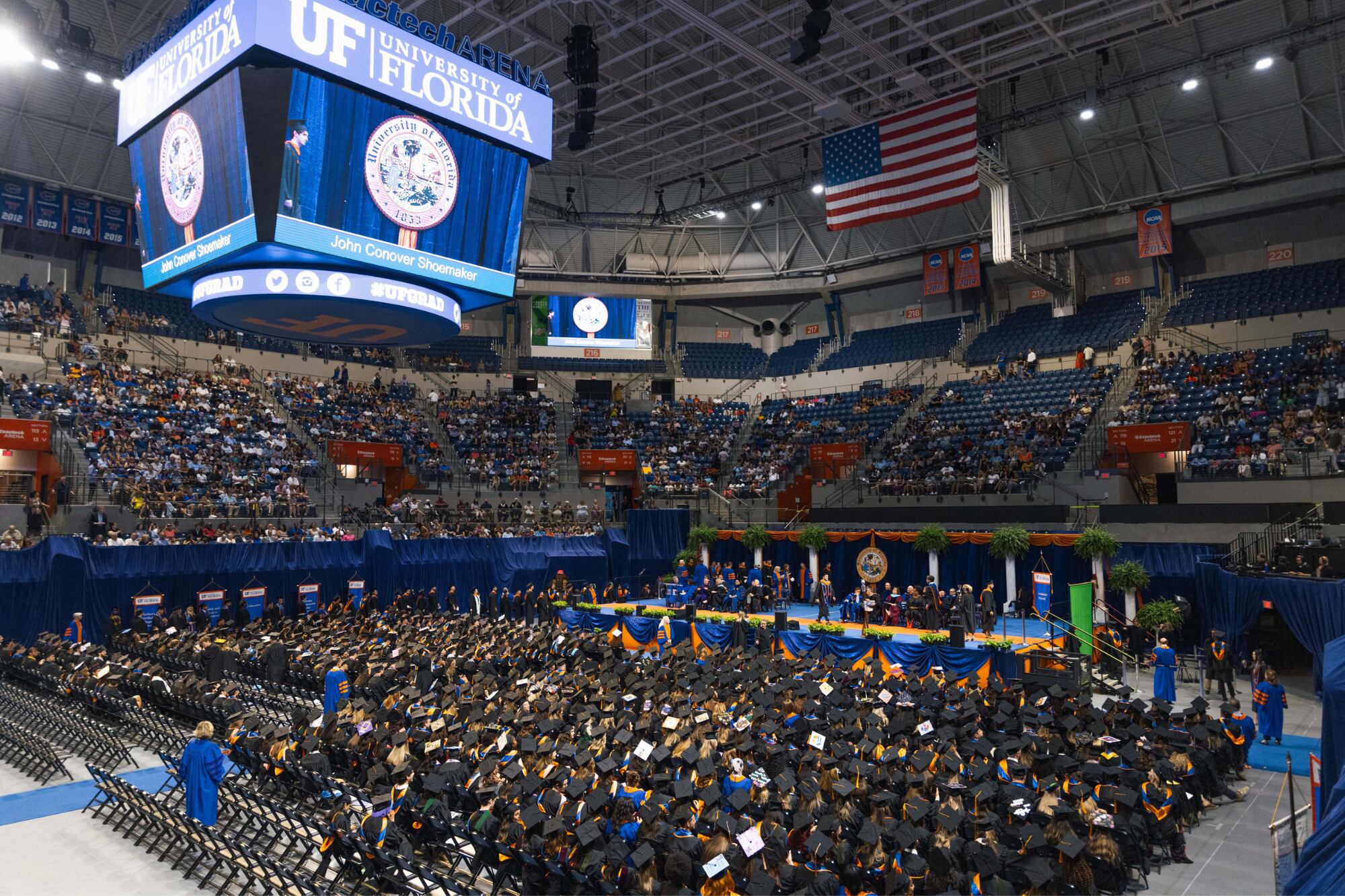 La propuesta de eliminación gradual afectaría directamente los costos de matrícula para los estudiantes indocumentados en Florida