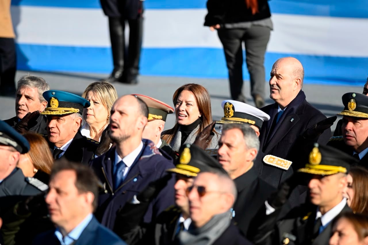 Luis Caputo, Alejandra Monteoliva, Sandra Pettovello y Federico Sturzenegger