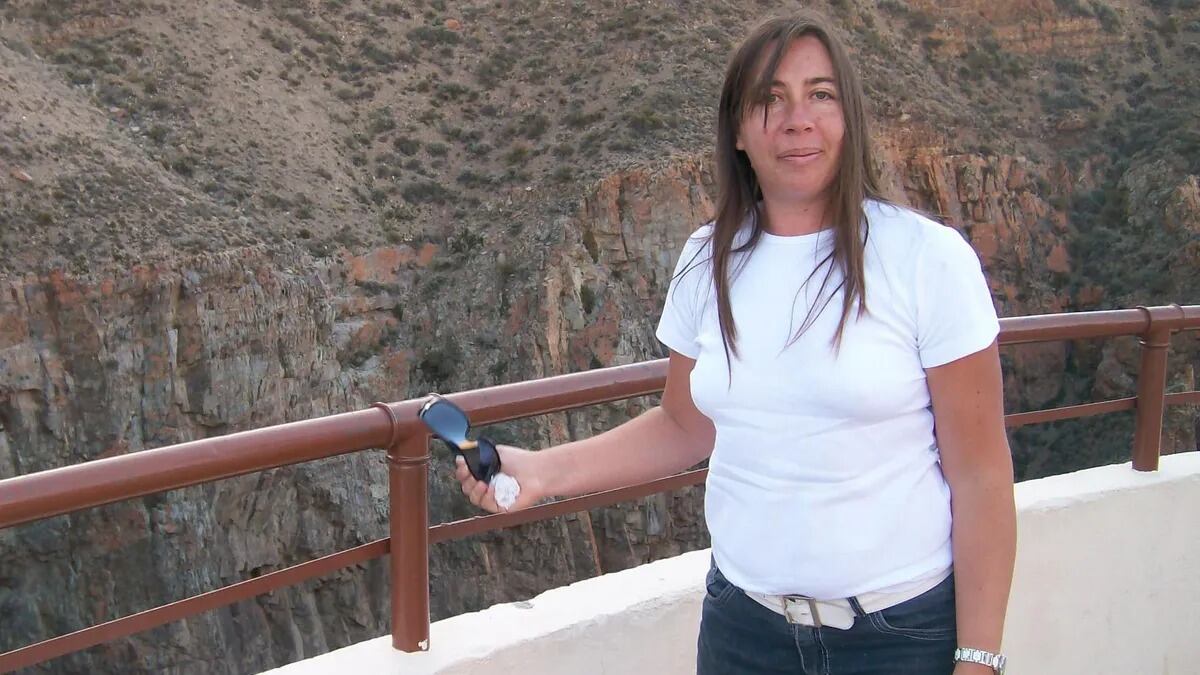 Roxana Flores murió en un accidente camino a Chile.