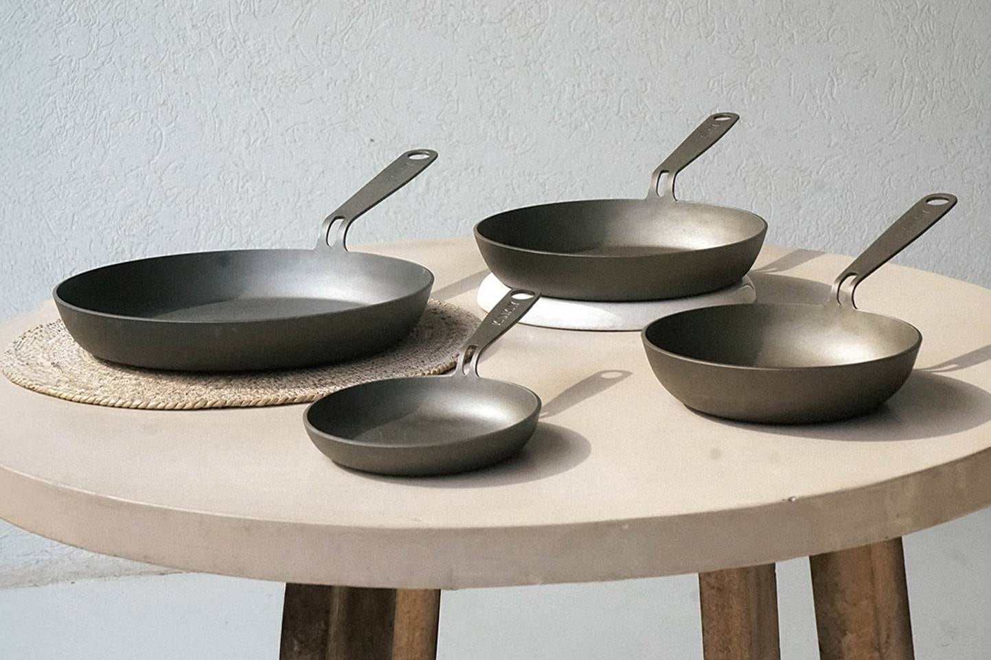 Sartenes antiadherentes: riesgos reales, mitos comunes y alternativas seguras y duraderas en la cocina