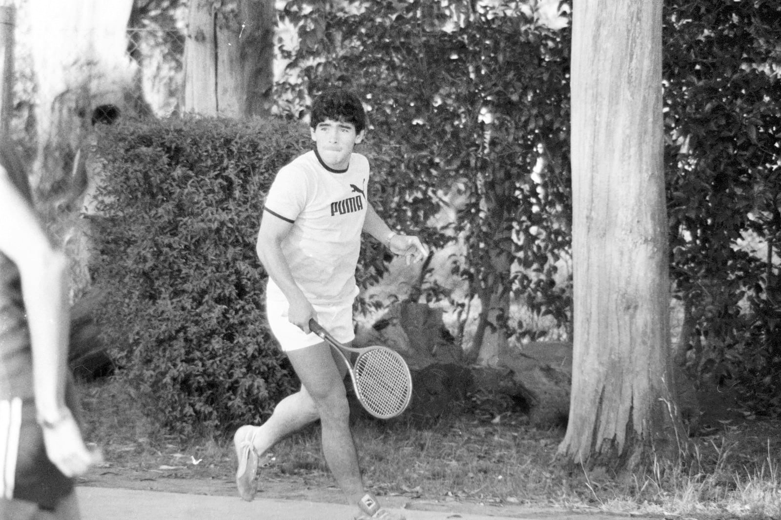 Diego Maradona y el tenis en la selección juvenil de 1979: la historia de las fotos inéditas del archivo de LA NACION