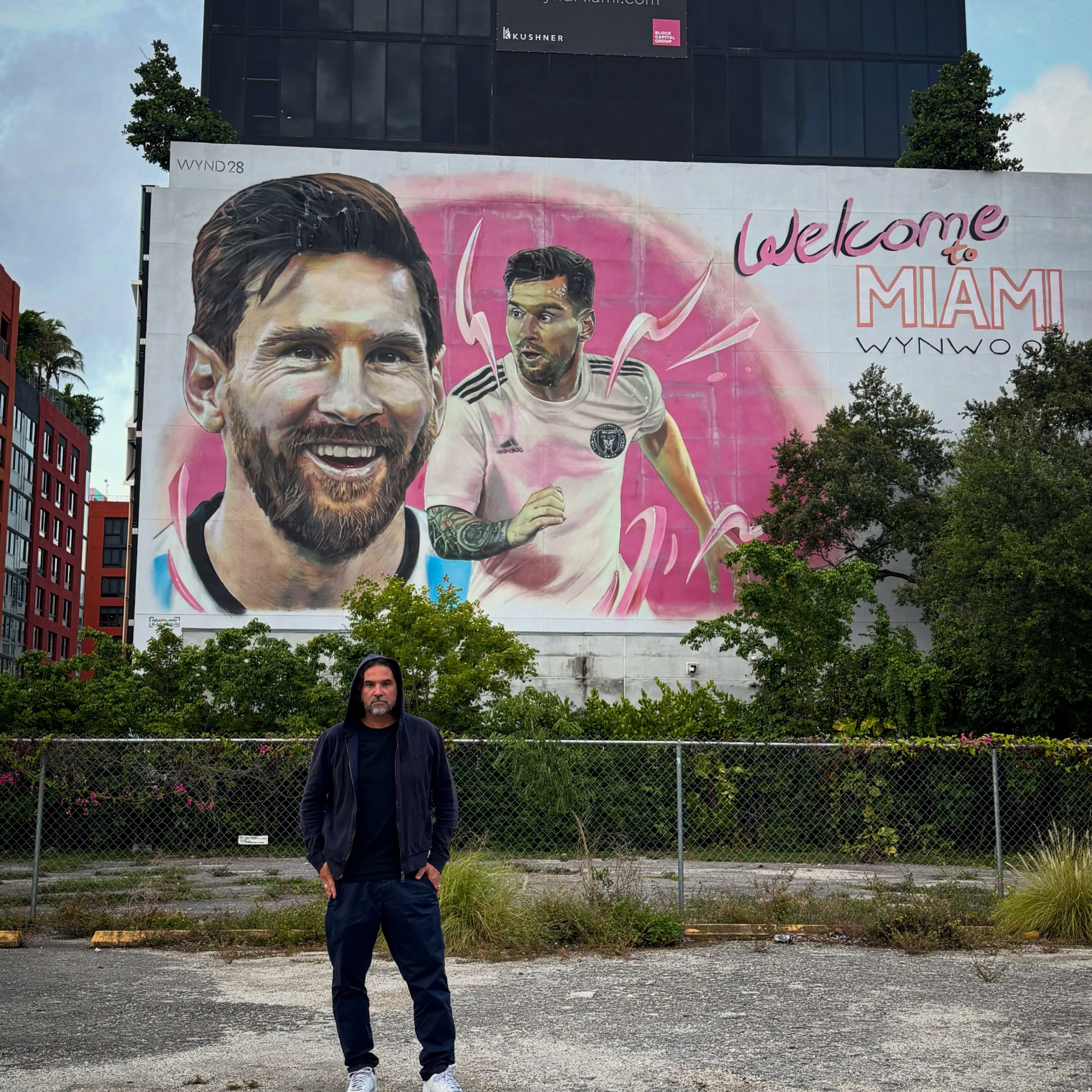 El comentarista italiano de fútbol Lele Adani, fanático de la Argentina, de Messi y Maradona