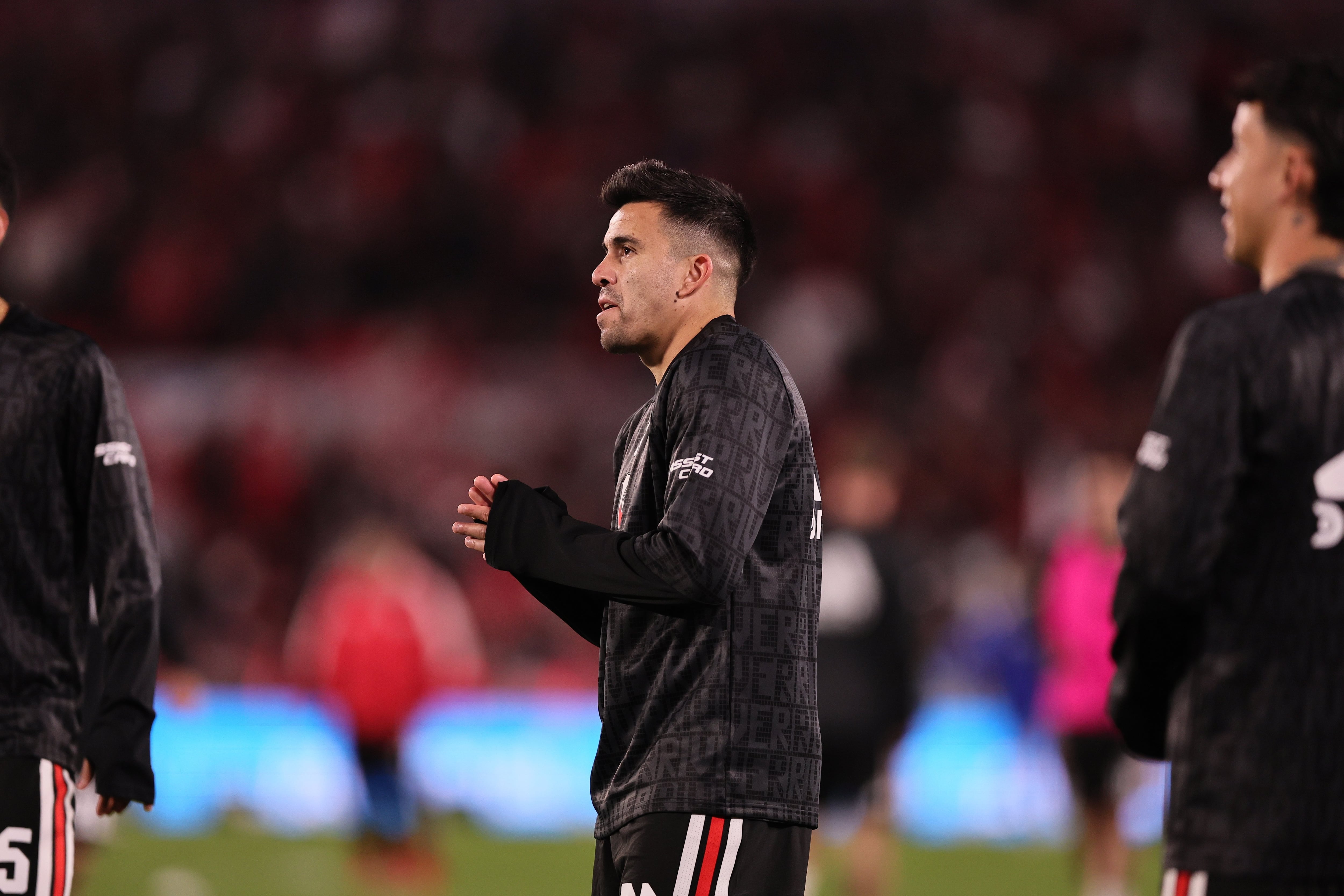 Marcos Acuña estará entre los suplentes tras la lesión y fue ovacionado por el público