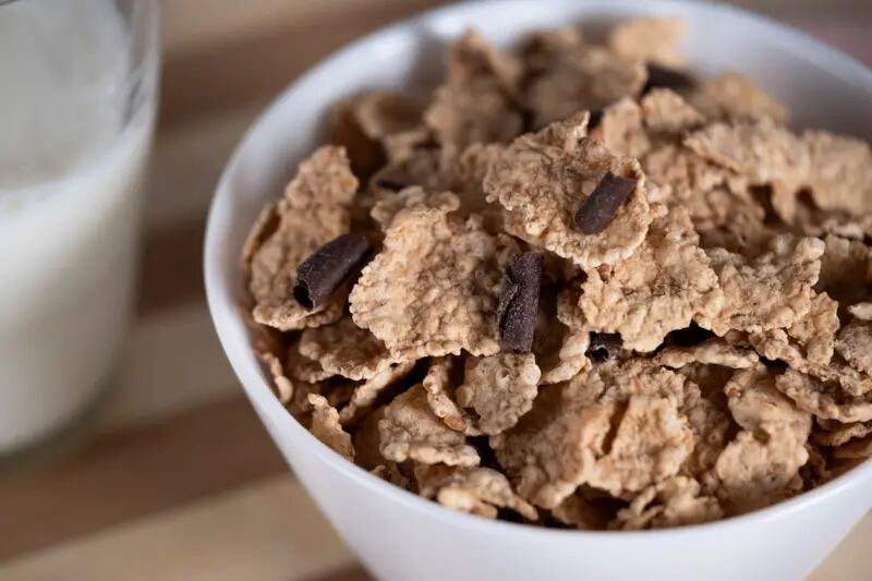 No todos los cereales para el desayuno tienen efectos perjudiciales para la salud, pero hay que prestar atención a los que tienen altos niveles de azúcar