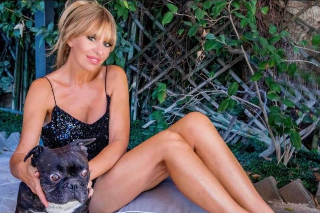 Alessandra Mussolini pasó por el espectáculo y la política