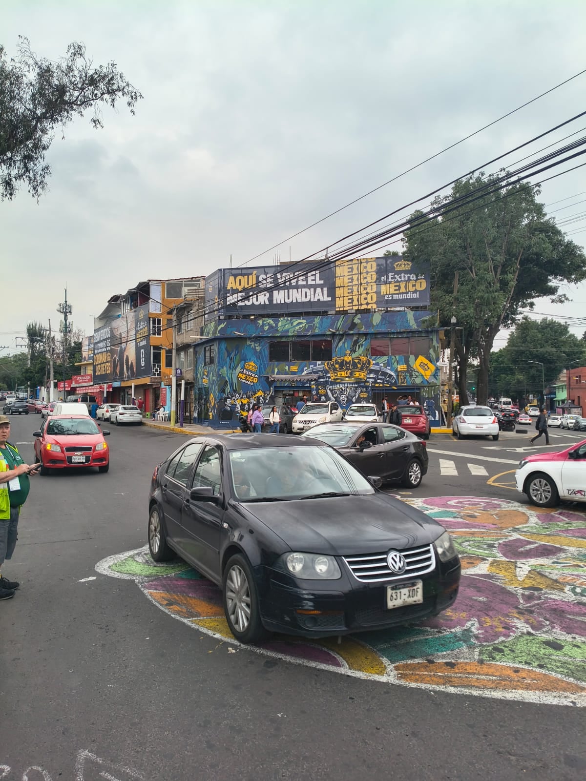 Publicidad de la Copa del Mundo en las inmediaciones del estadio Azteca