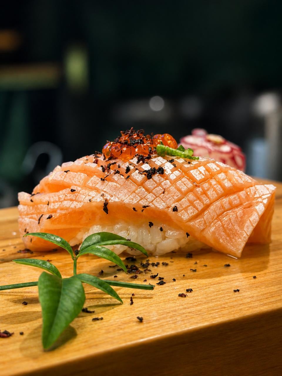 Día Internacional del Sushi: 9 lugares para comer versiones de un plato que adoptamos como propio 16 Cada pieza de nigiri, una obra de arte de Juan Matsuoka