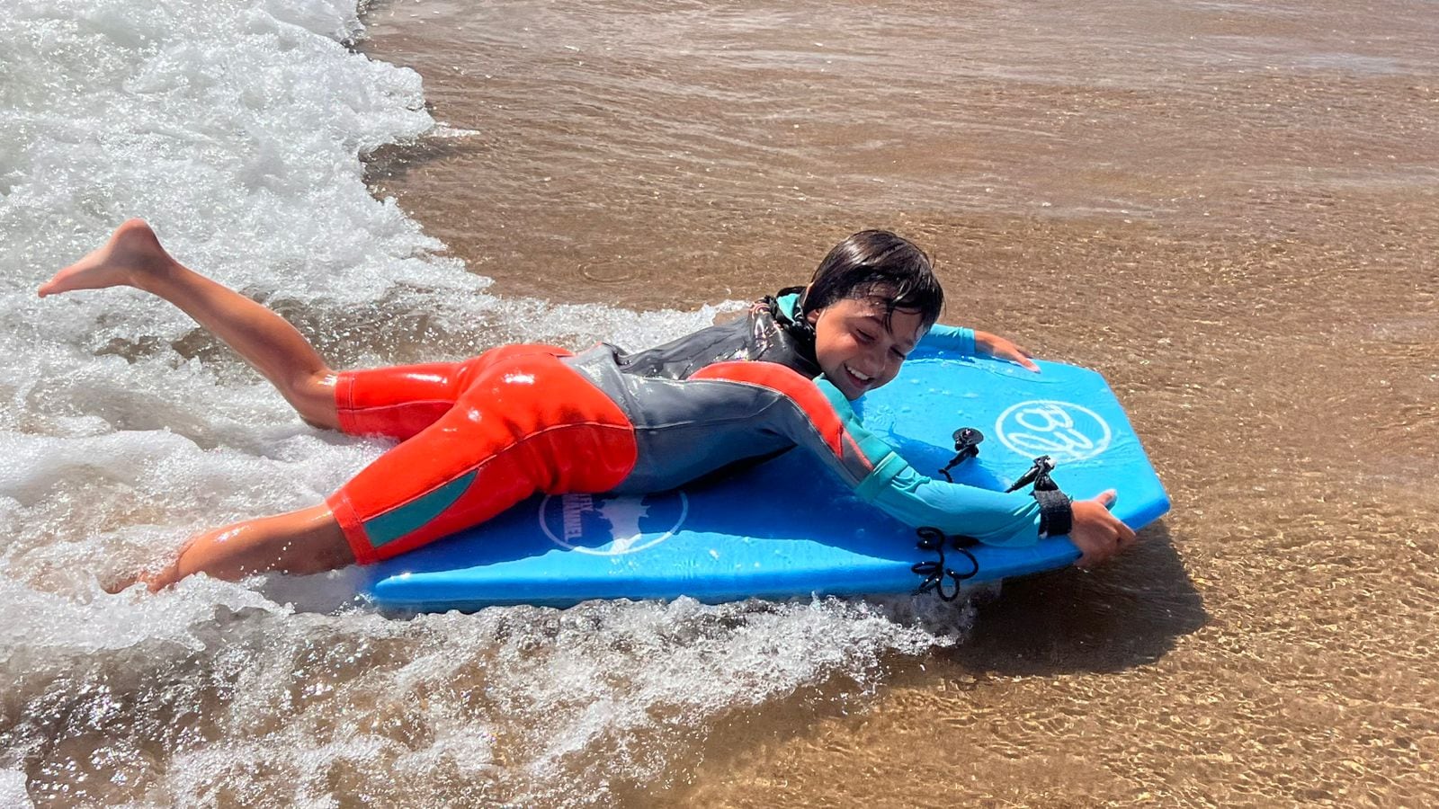 Timeo y la experiencia de surfear varias olas.