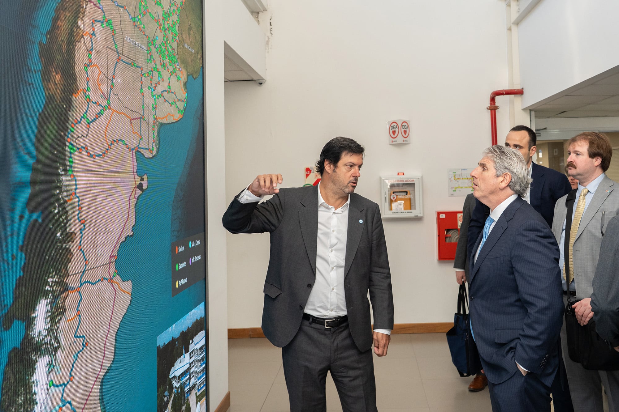 El subsecretario de Estado para temas de Seguridad Internacional y Control de Armamento Thomas G. DiNanno visita Argentina